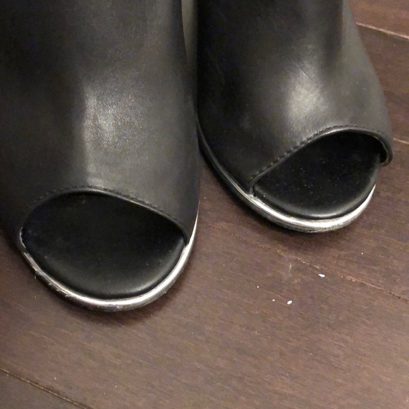 Design Lab Leather Wedge Peep Toe Ankle Strap - Picture 3 of 6